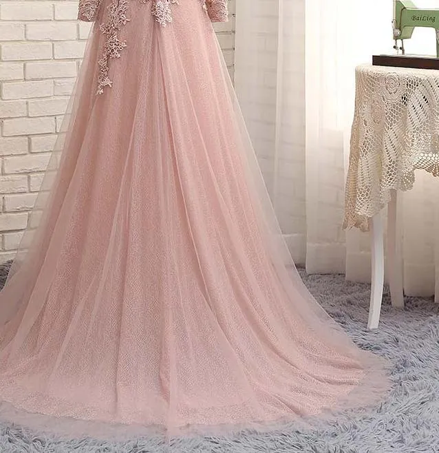 Long Sleeve Lace Evening Dresses