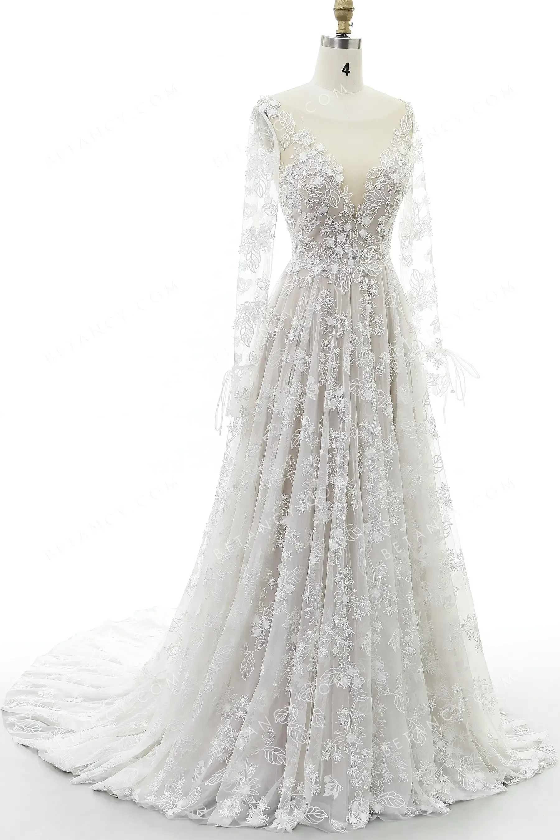 Romantic Flowers & Butterflies Lace Beige Wedding Dress