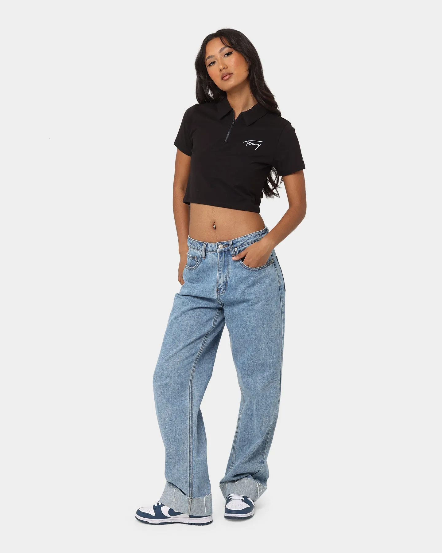 Tommy Jeans Women's TJW Crop Chest Signature T-Shirt Black